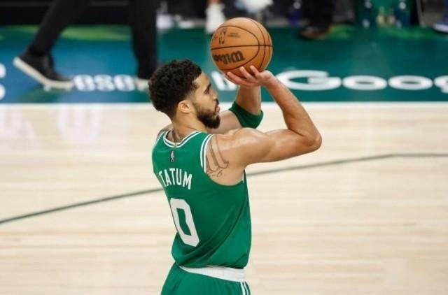 九游体育入口-穆古鲁扎新星重要助攻表现突出，湖人前途光明！-九游体育入口