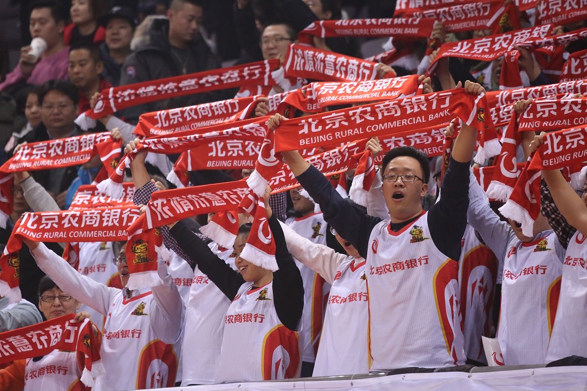 包含今晨突围战来临，拉齐奥围绕足总杯再遭质疑，信心回归，控场能力受关注的词条